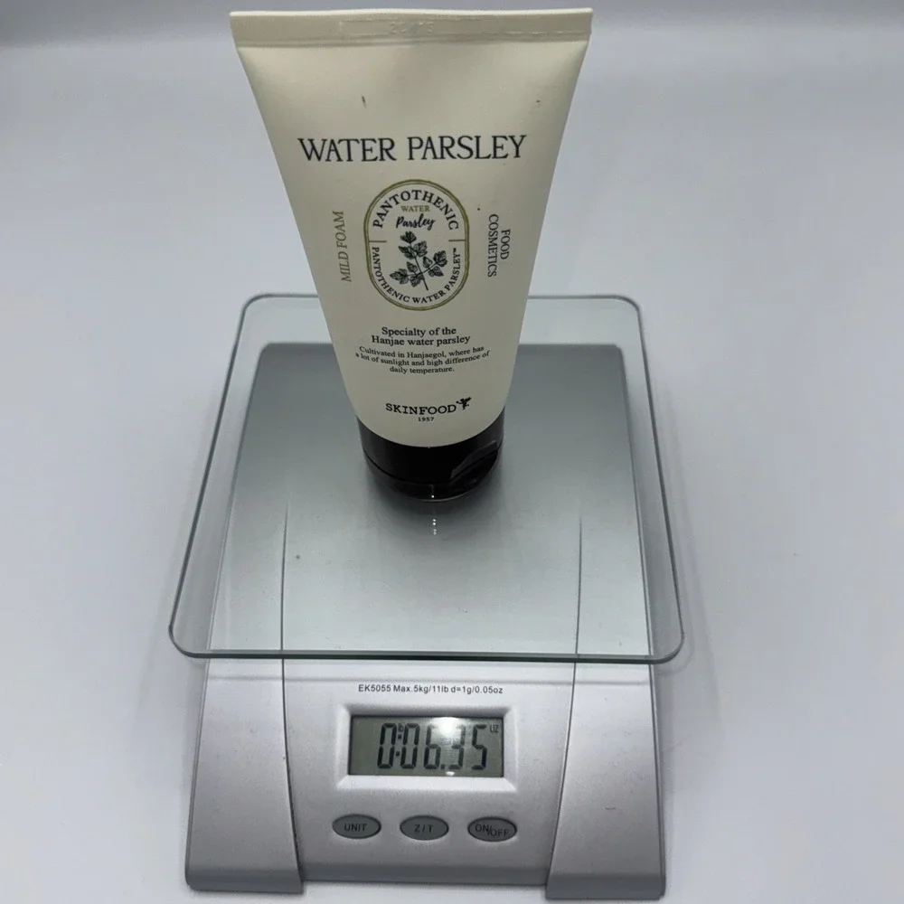 Skinfood Pantothenic Water Parsley Refresh Cleansing Foam 150mL / K-Beauty